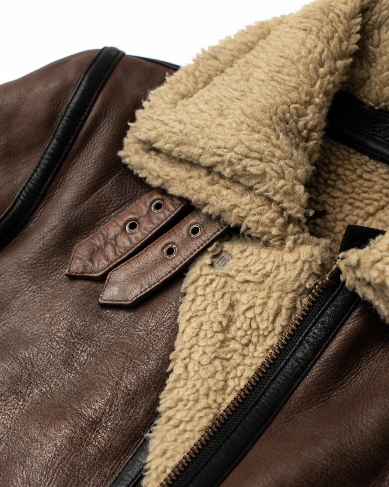 Mens​ Vintage Cowboy Aviator Bomber Genuine Sheepskin Shearling Brown Leather Jacket-Men’s brown vintage shearling leather aviator jacket – genuine sheepskin bomber with retro style and shearling collar.